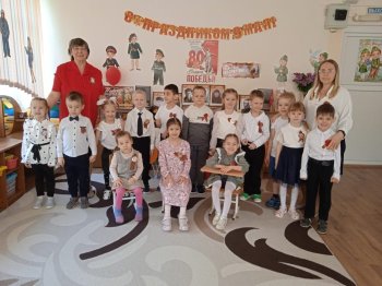 Нам этот мир завещано беречь!